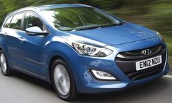 Hyundai i30 combi modrý - náhradní vozidlo odtahové služby